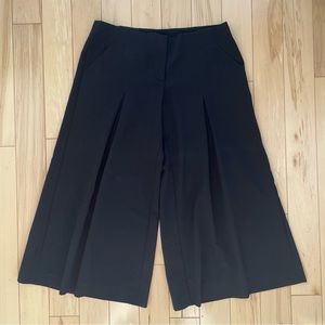 Forever 21 black gaucho pants